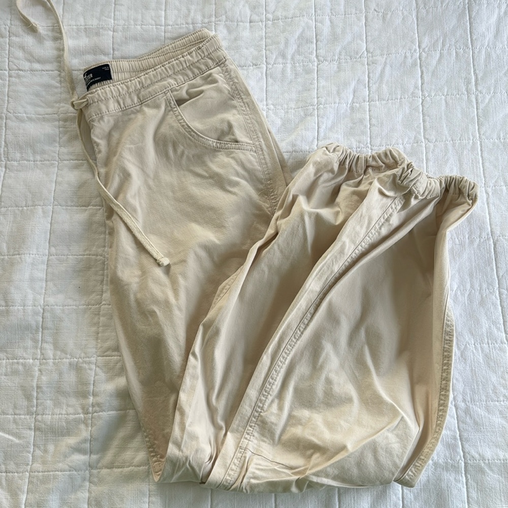 Hollister Adjustable-Rise Parachute Baggy Pants
